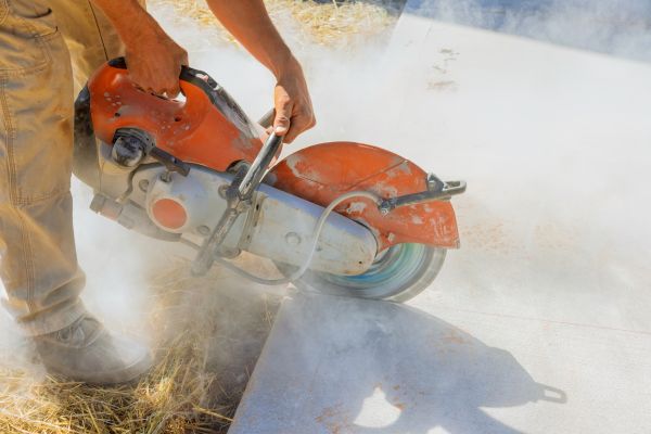 Sidewalk Sawing Service